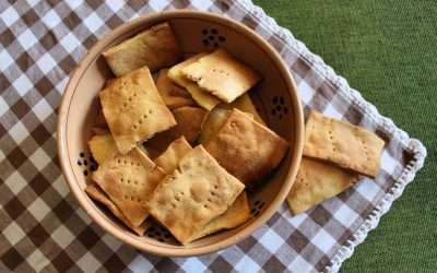 Crackers con farina di ceci e polenta