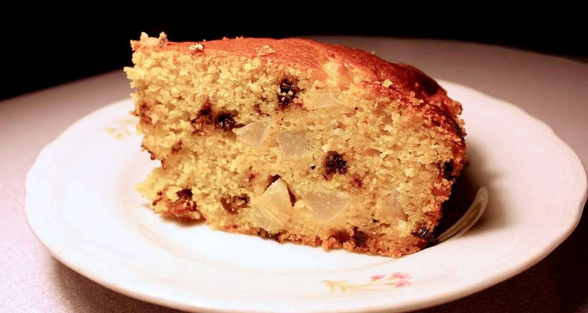 Torta di polenta avanzata con pere – un dolce recupero