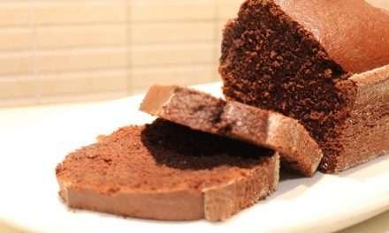 Torta al cacao con farina di mais e riso senza glutine