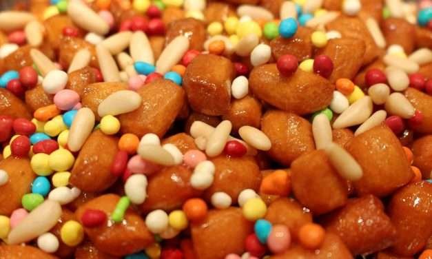 Struffoli la ricetta segreta: ovvero una vecchia lunga storia