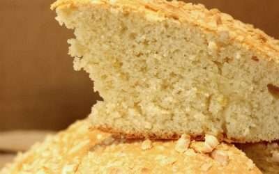 Torta con latte di mandorla sofficissima