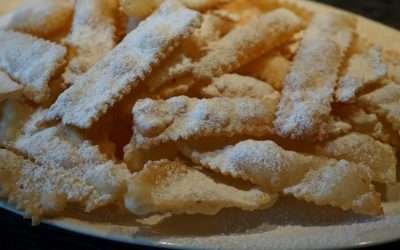 Chiacchiere con farina di riso, senza glutine uova e burro