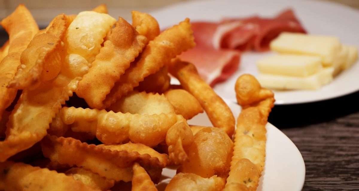 Chiacchiere salate e il carnevale è più stuzzicante