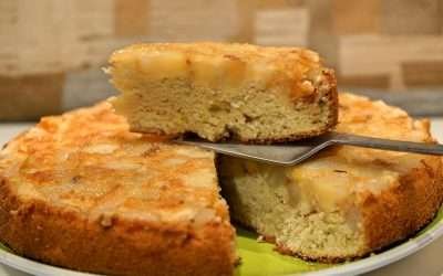 Torta di pere rovesciata, dolce delicato e soffice