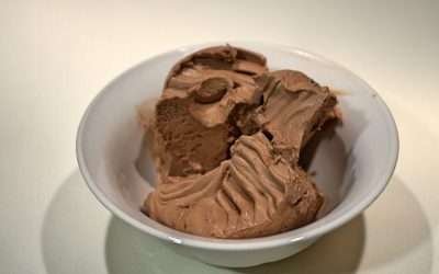 Gelato alla nutella senza gelatiera con latte condensato