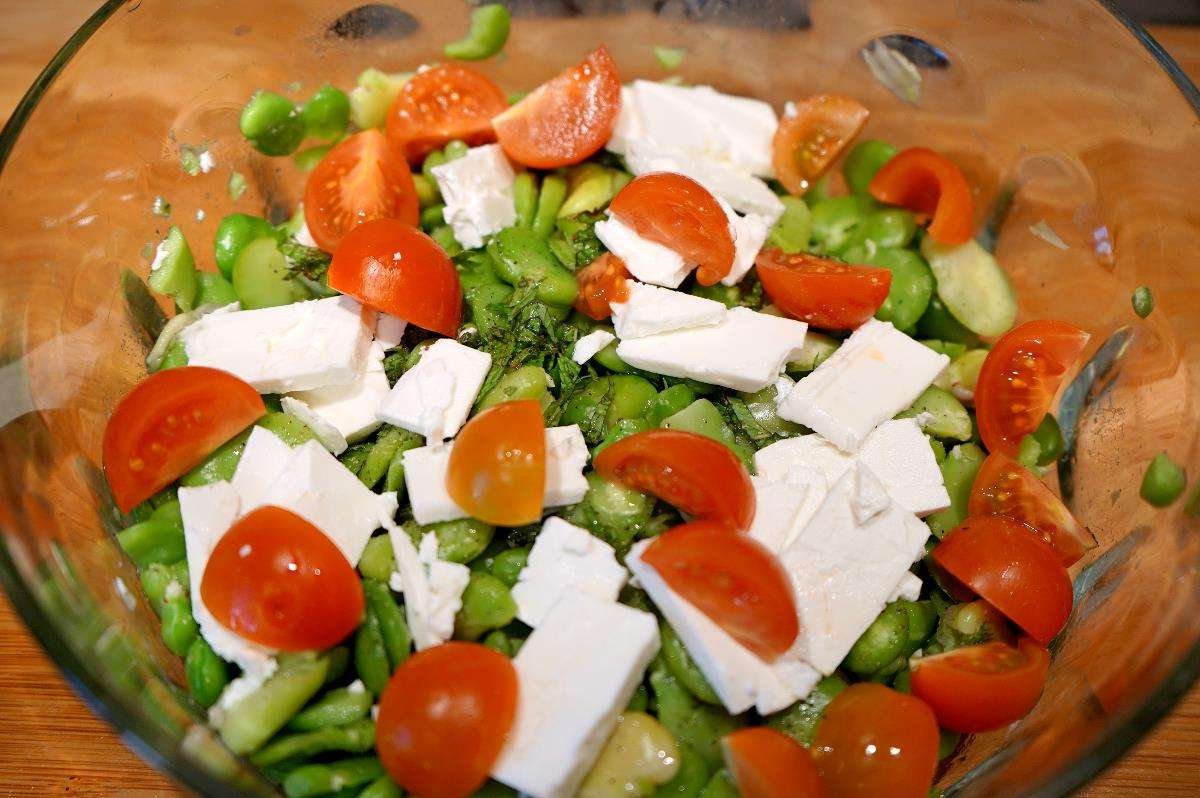 insalata di fave fresche