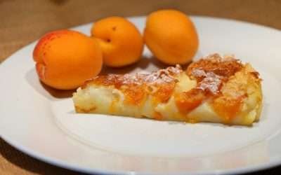 Clafoutis alle albicocche un dolce estivo facilissimo