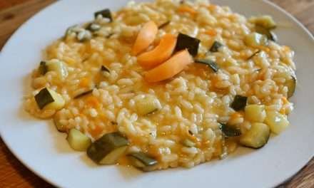 Risotto albicocche e rosmarino una ricetta estiva facilissima