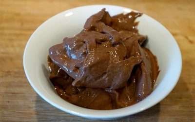 Gelato senza zucchero e grassi buono da impazzire, al gusto cioccolato