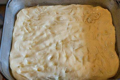 Focaccia barese con lievito madre