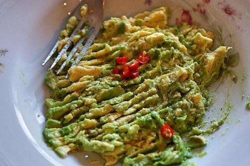 Pesto di avocado