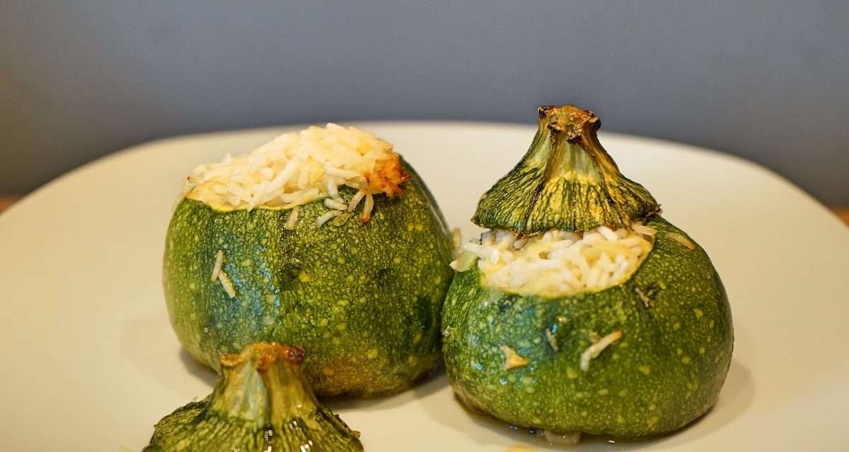 Zucchine tonde ripiene di riso basmati