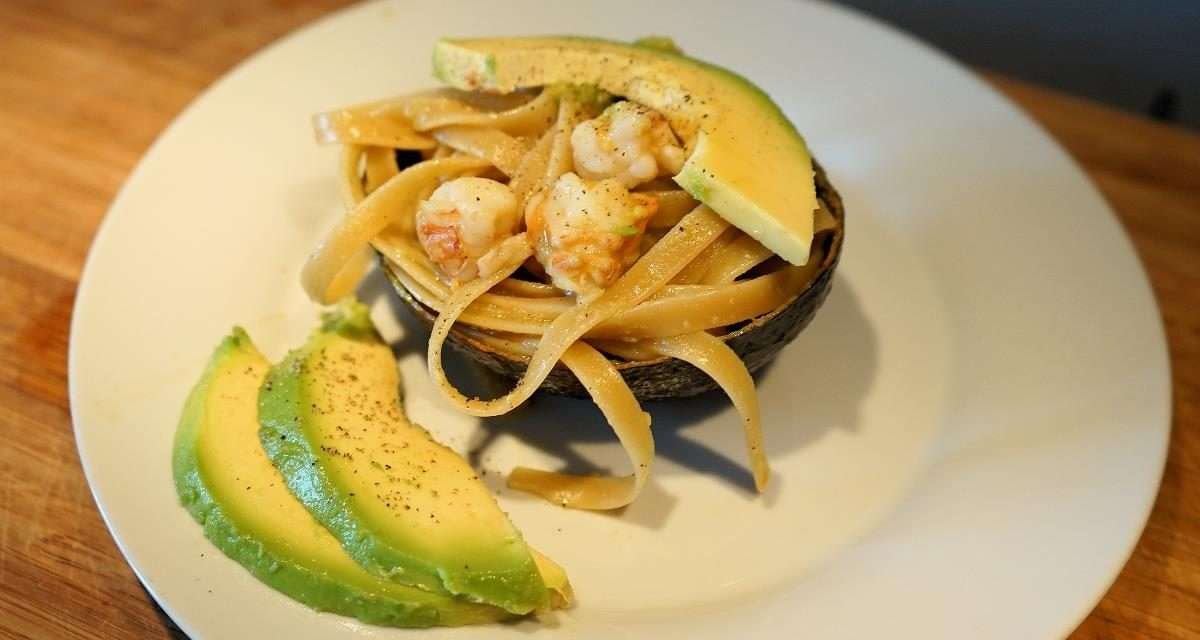 Pasta gamberi e avocado – metodo pasta risottata