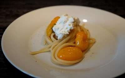 Pasta pomodorini gialli e stracciatella pugliese