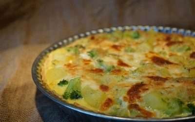 Torta salata broccoli e patate con brisée all’olio