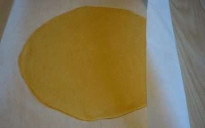 Pasta brisè all’olio velocissima per quiche e torte salate