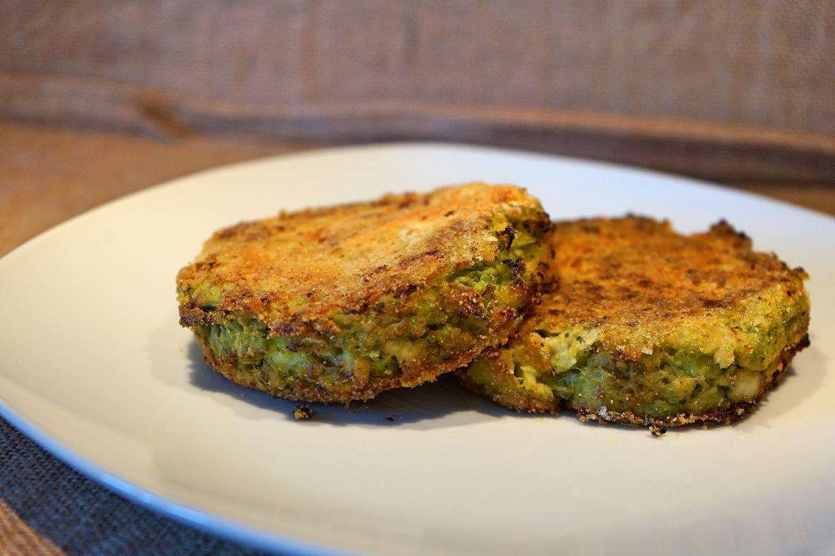 burger di merluzzo e broccoli