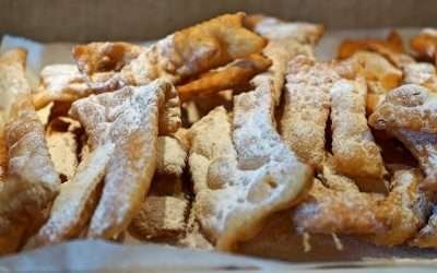 Chiacchiere con strutto ancora più friabili e croccanti