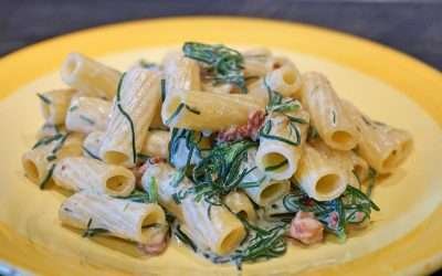 Pasta con agretti un primo fresco e primaverile