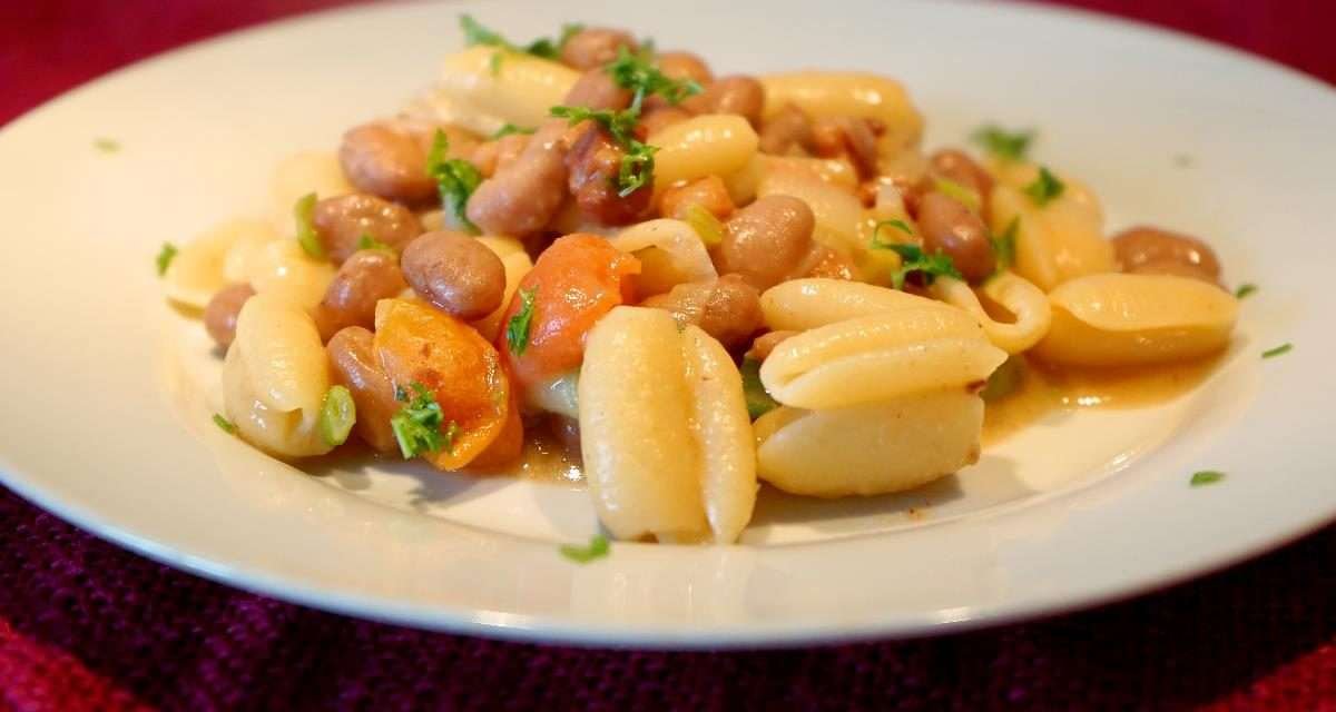 Pasta fagioli e pancetta combinazione gnocchetti sardi