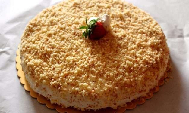 Torta mimosa classica per festeggiare sempre