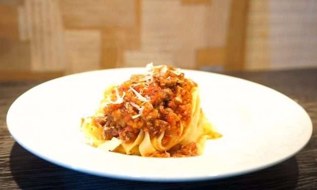 Ragù al coltello gustoso come quello di una volta