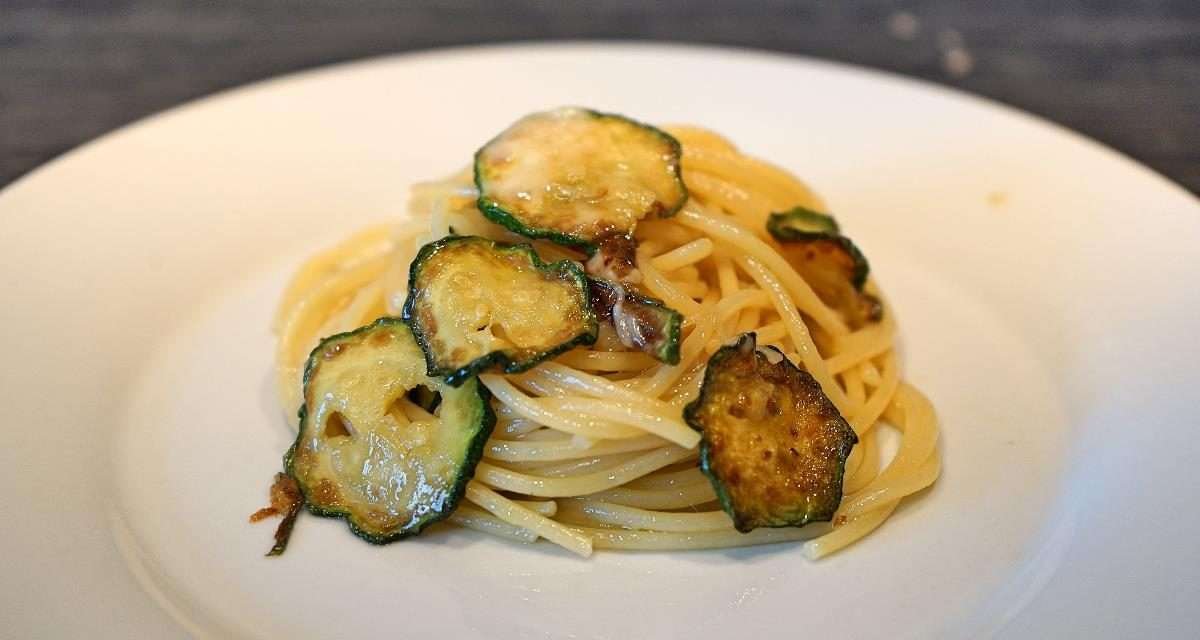 Spaghetti alla Nerano, pasta zucchine e provolone del monaco