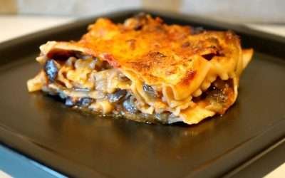 Pasta al forno con melanzane e mozzarella, filante e golosa