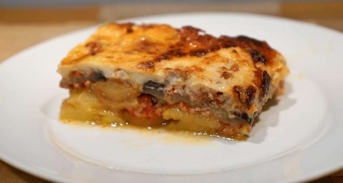 Moussakà greca piatto tipico della cucina ellenica