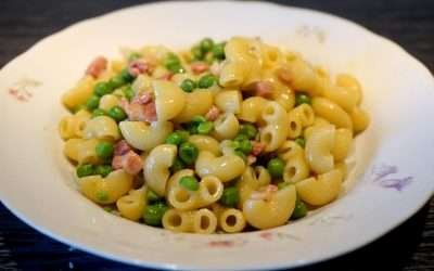 Pasta e piselli alla napoletana con pancetta