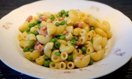 Pasta e piselli alla napoletana con pancetta