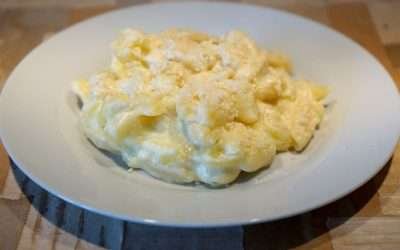 Pasta e patate con provola e latte super cremosa