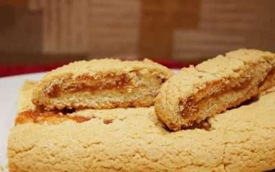 Rotolo di crostata con marmellata