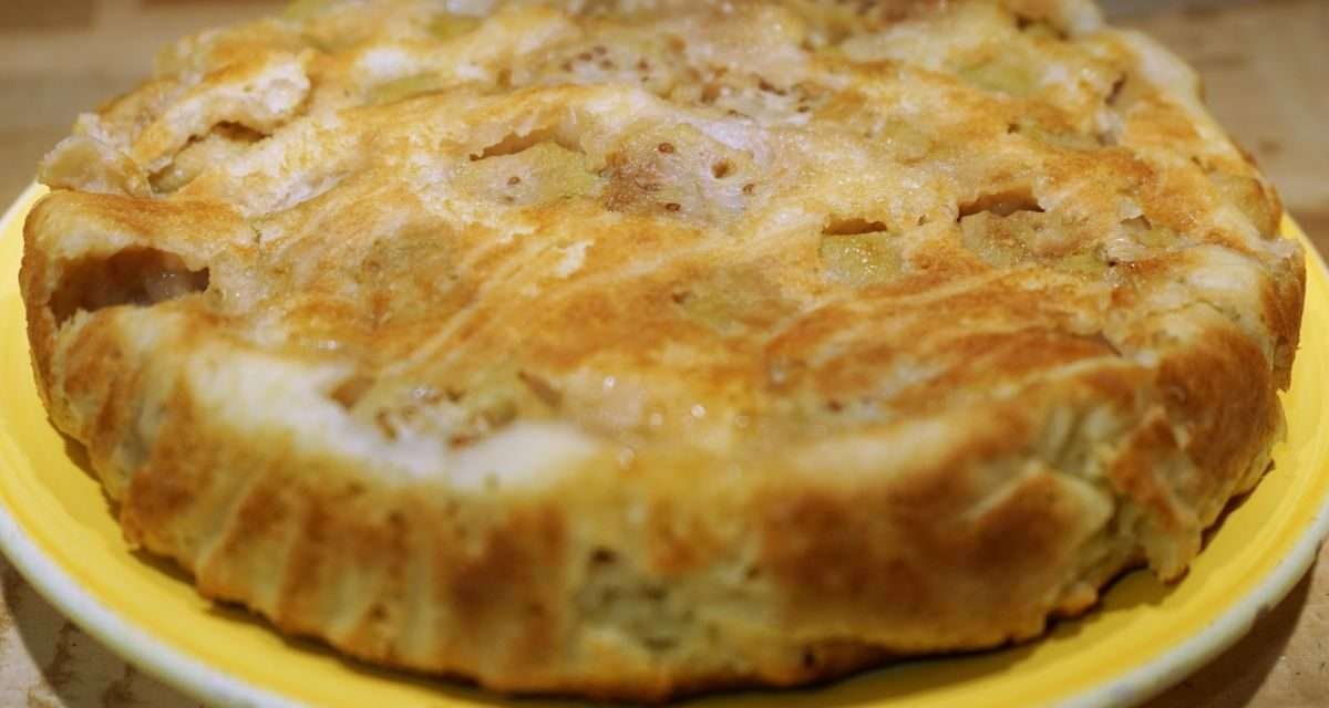 Torta di feijoa ricetta facile per un frutto esotico ormai made in Italy