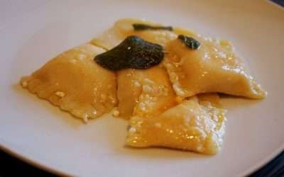 Ravioli di zucca e ricotta senza uova