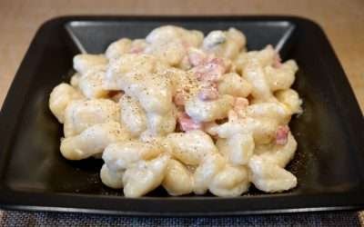 Gnocchi di cavolfiore speck e stracchino