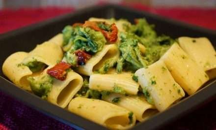 Pasta con cime di rapa e pomodori secchi: un abbinamento semplicemente delizioso