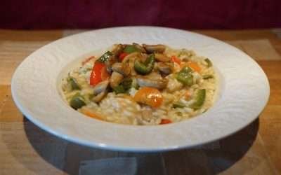 Risotto peperoni e funghi, cremoso e vegetariano