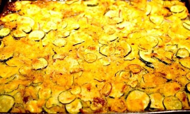 Schiacciata zucchine e carote: la croccantella veloce e gustosissima