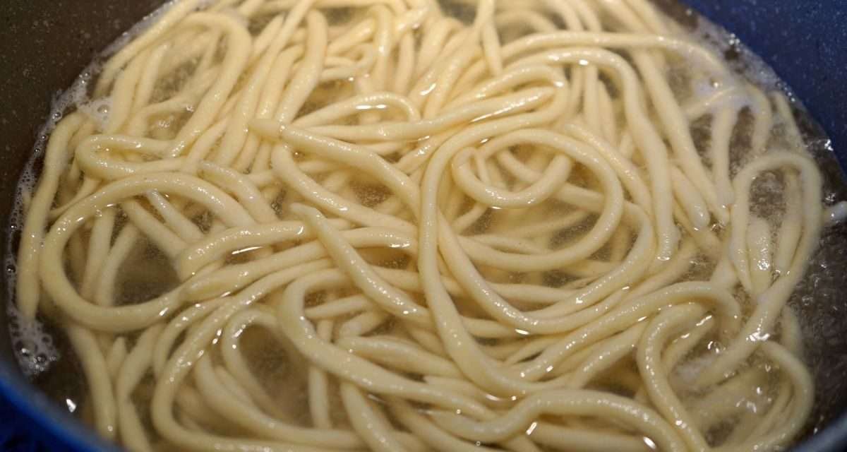 Pici ciriole lombrichelli stringozzi: tanti nomi per la pasta fresca