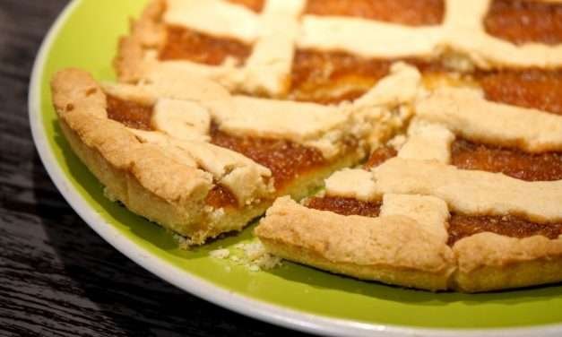 Crostata con farina di riso e avena: dolce delizioso e senza glutine