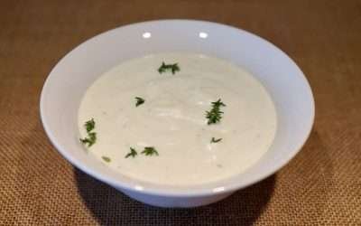 Maionese con yogurt greco fatta in casa senza uova e più leggera