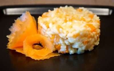 Risotto carote e patate, colore autunnale che scalda in tavola