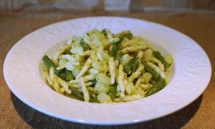 Trofie alla ligure con pesto, fagiolini e patate