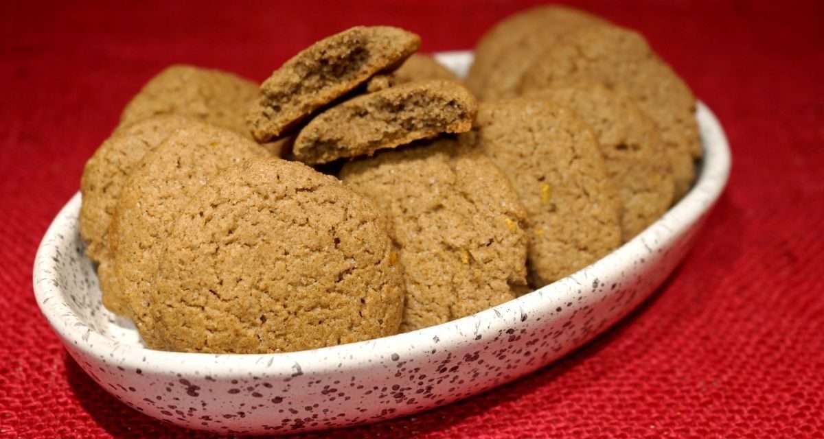 Biscotti con farina di platano e olio di oliva