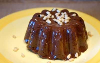 Budino cachi e cacao, ricetta autunnale light senza zucchero aggiunto