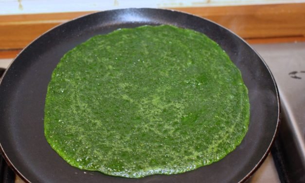 Crepes di spinaci con solo 3 ingredienti e la farina la scegliete voi.